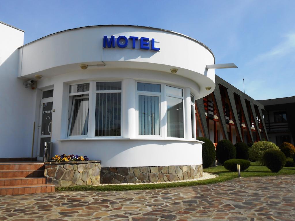 סובאטה Motel Sora מראה חיצוני תמונה