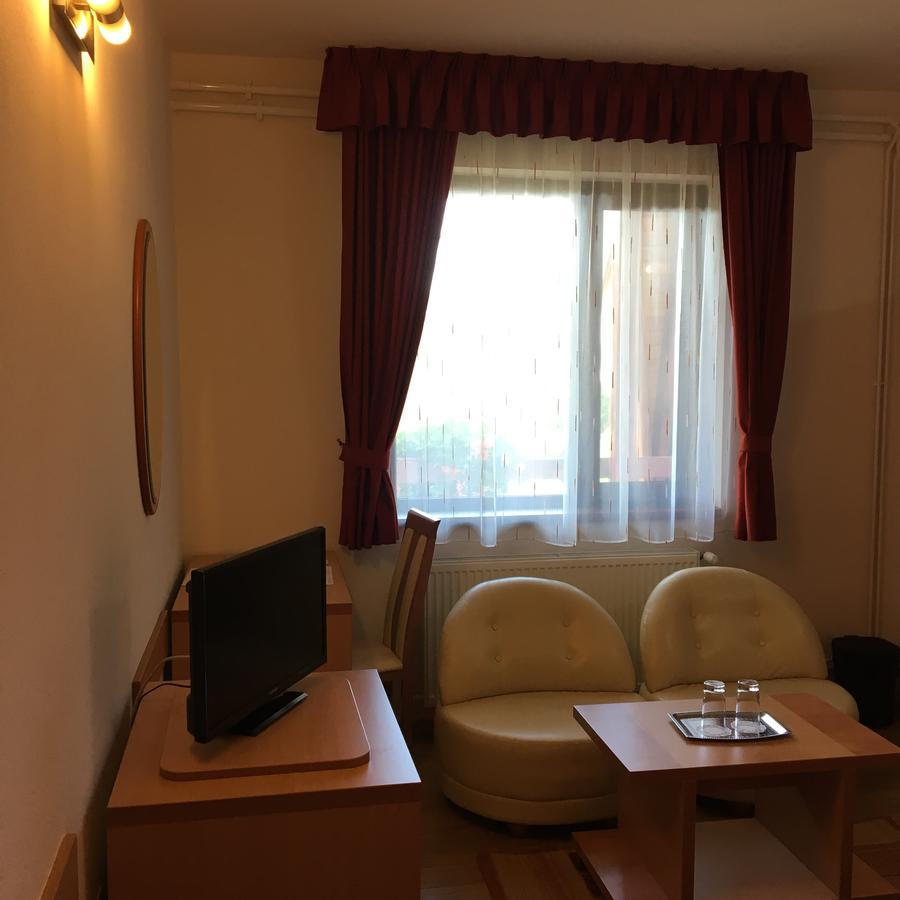 סובאטה Motel Sora מראה חיצוני תמונה